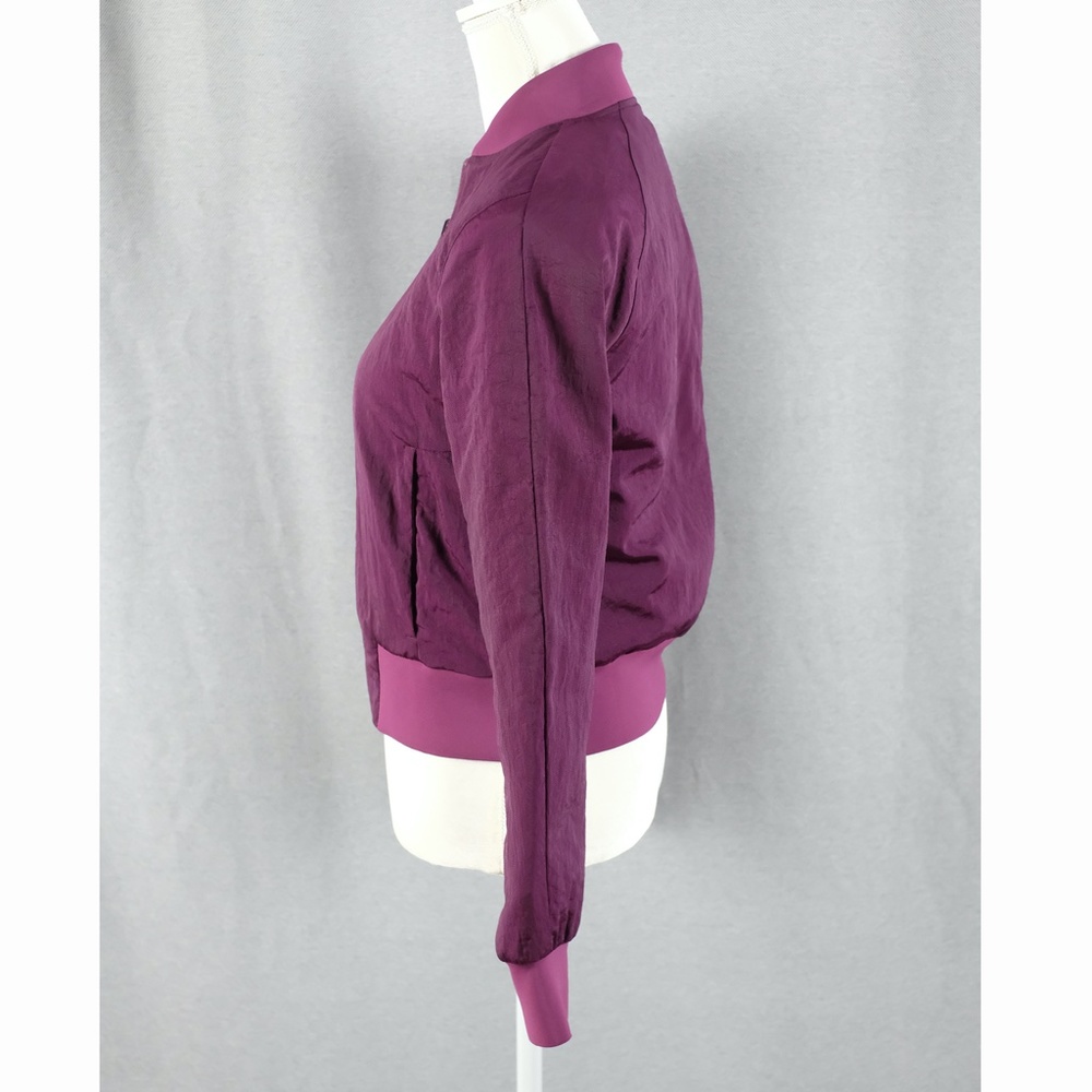 Lululemon Nonstop Reversible Bomber Jacket - Picture 6 of 15
